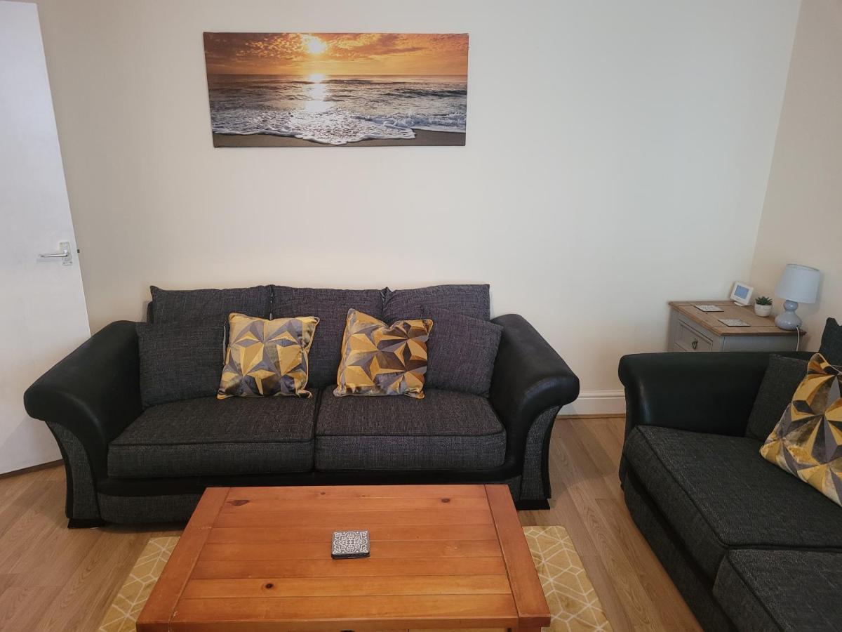 Large 5 Bed Town-Centre Home Close To The Beach, Sleeps 9 Aberystwyth Exterior photo