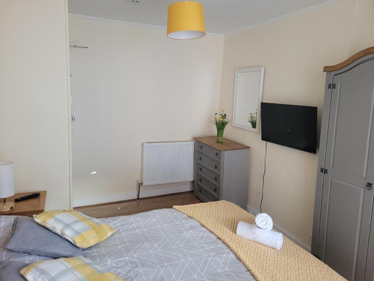 Large 5 Bed Town-Centre Home Close To The Beach, Sleeps 9 Aberystwyth Exterior photo